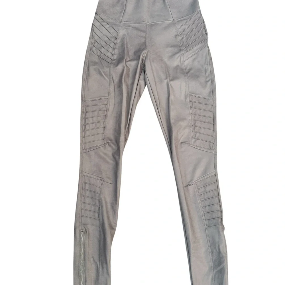 Athleta Delancey Gleam Moto Tight Leggings ribbed grey Zip ankle size XXS